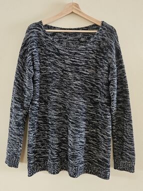 GAP Black & White Marled Crew Neck Sweater